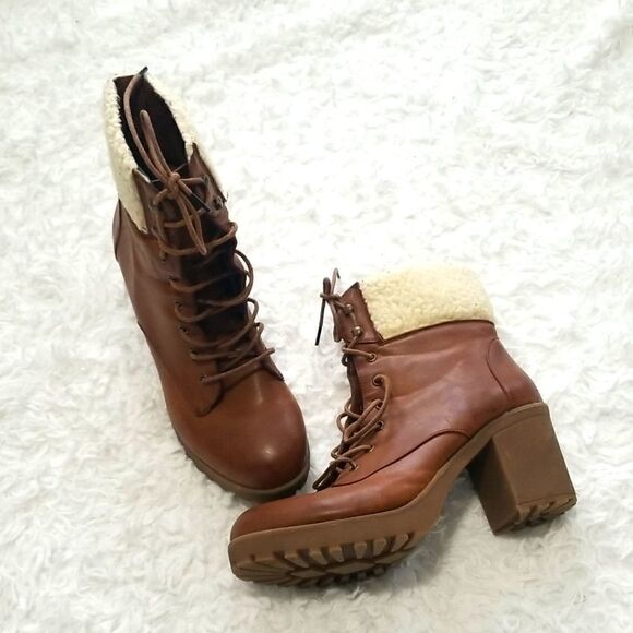 đ
şRouge BrownâAnkle With Fur Szâ11 - Picture 7 of 7